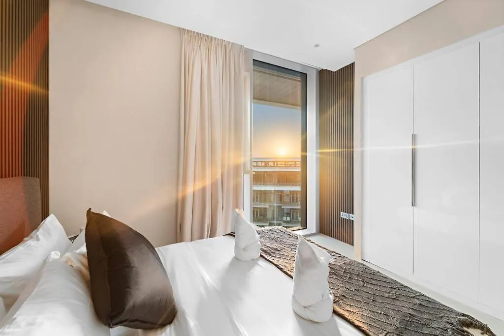 First Class 5Br Stunning Eye Of Dubai Views Apartment